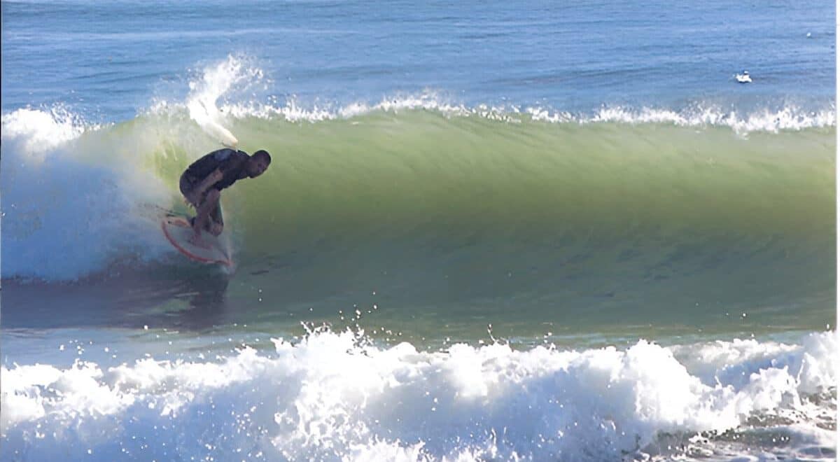 Brennan Smith of Bluewebshop surfing